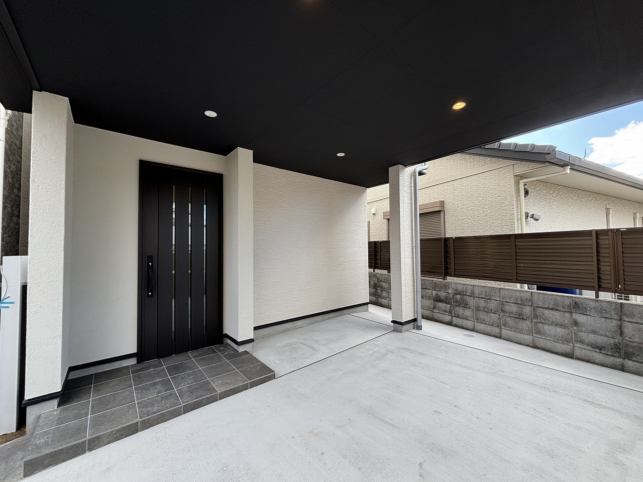 ホテルライクな上質感と、家族の心地よさを叶えた住まい